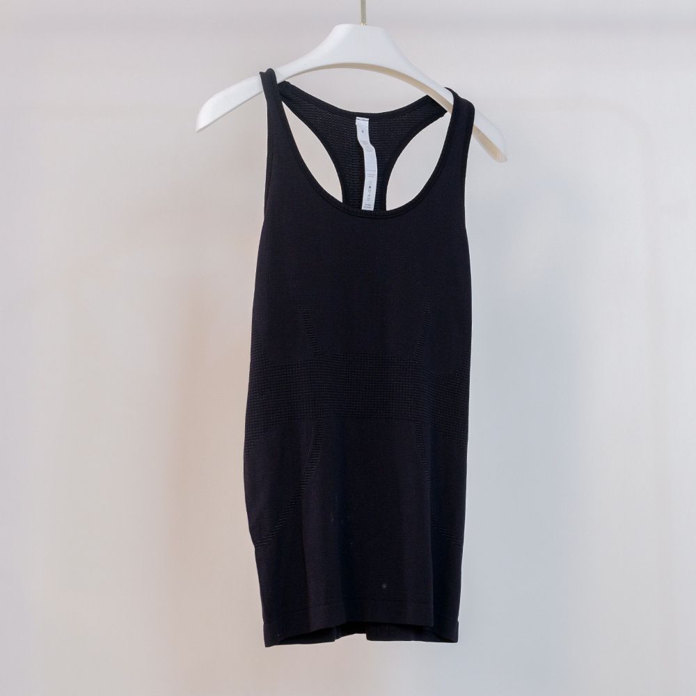 Black 1.0 vest