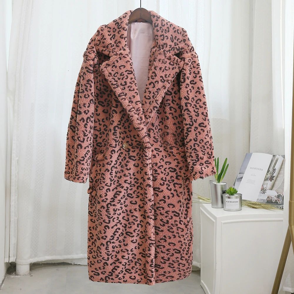 Casaco de leopardo rosa