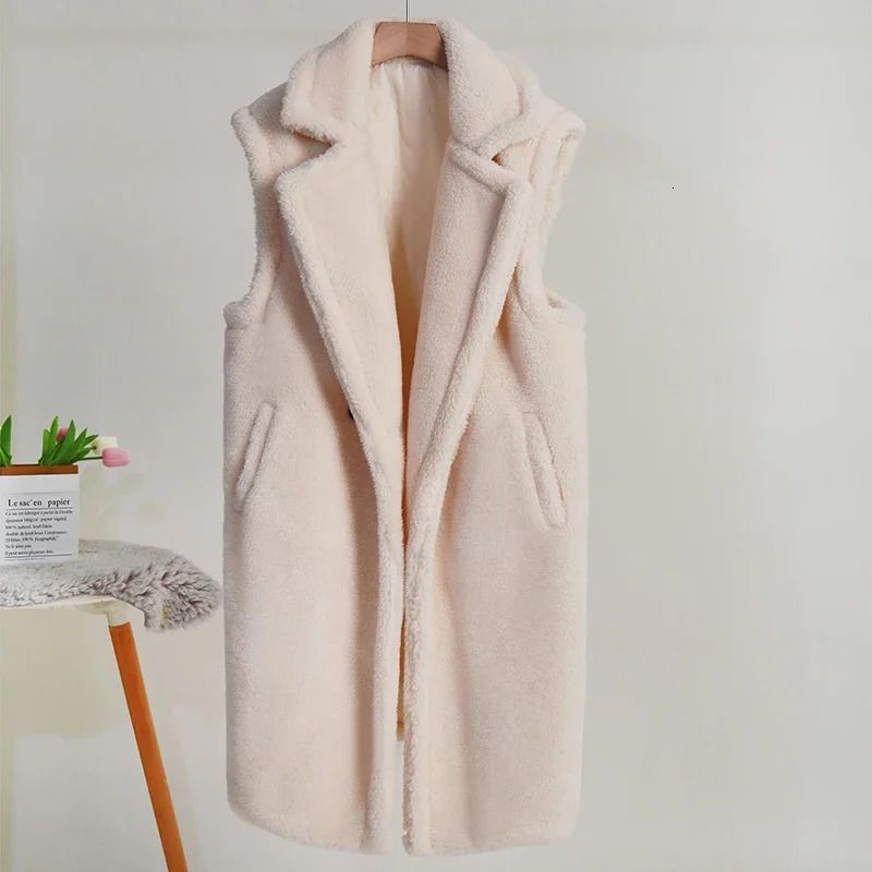 beige teddy coat