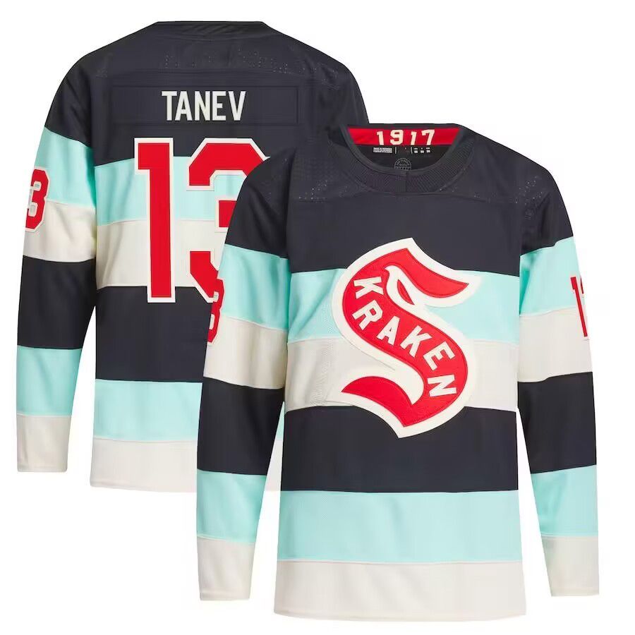 13 Brandon Tanev