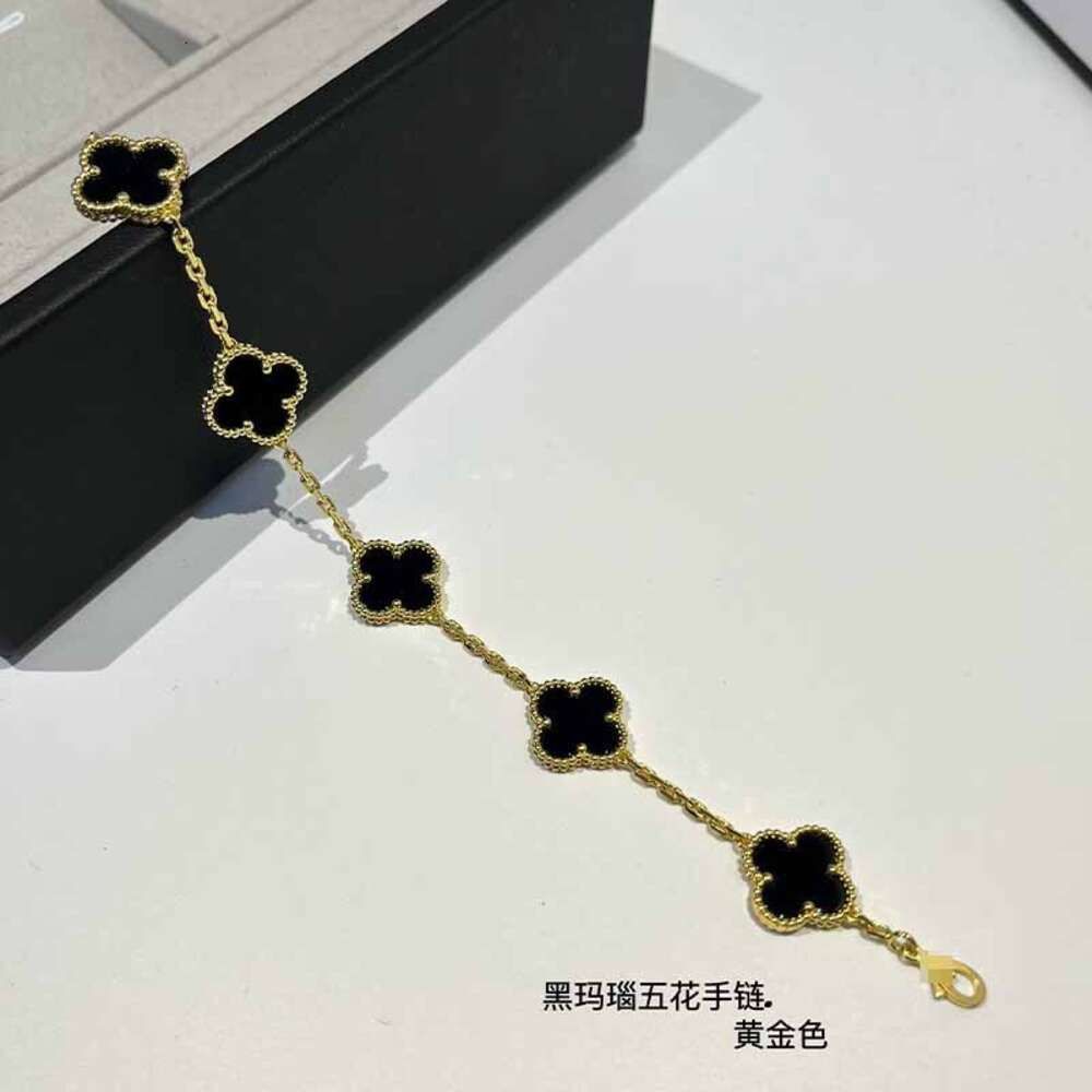 Black Agate Five Flower Bracelet Gold-