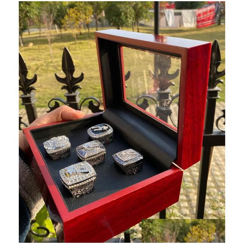 5 stuks ringen set met doos samen