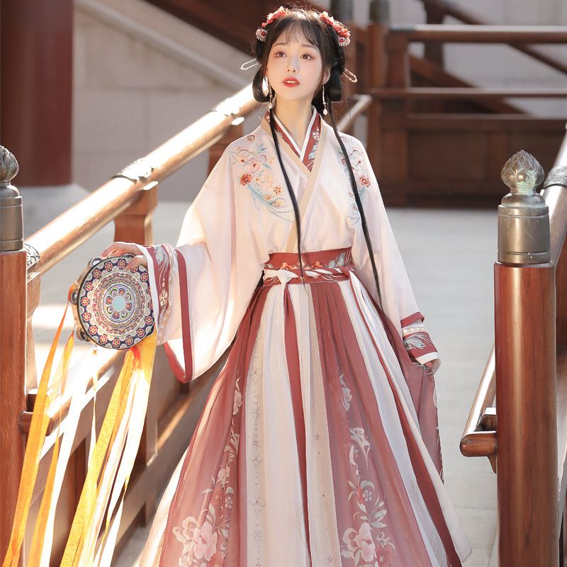 Hanfu rouge