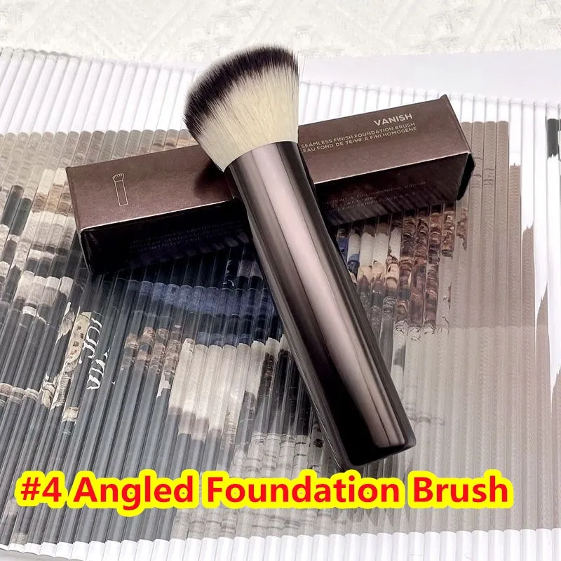 #4 Angled Foundation Brush