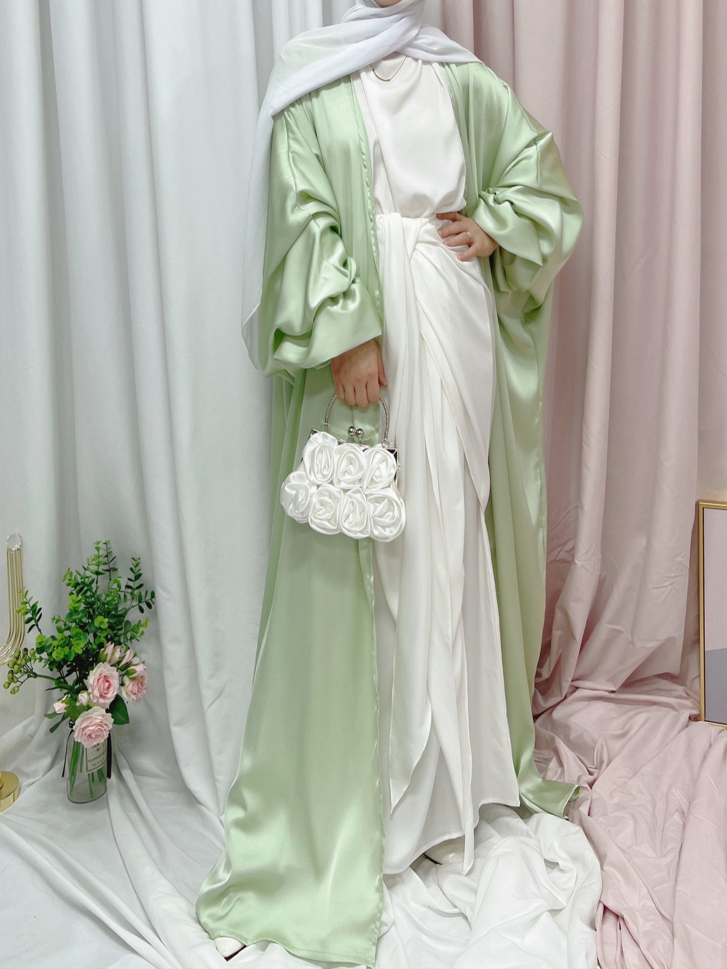 Light Green Abaya-M luźny rozmiar