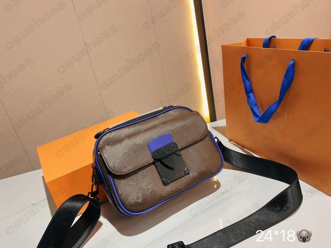 Louis Vuitton S LOCK MESSENGER M45863