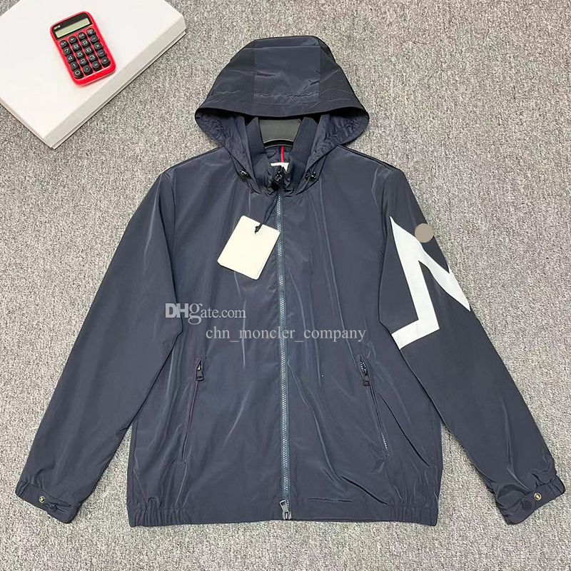 Brand Designer Mens Windbreaker Men Lightweight Hooded Summer Sun
