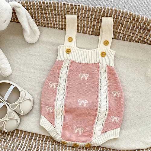 M2063 Pink Rompers