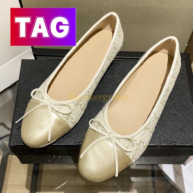 in tessuto beige oro