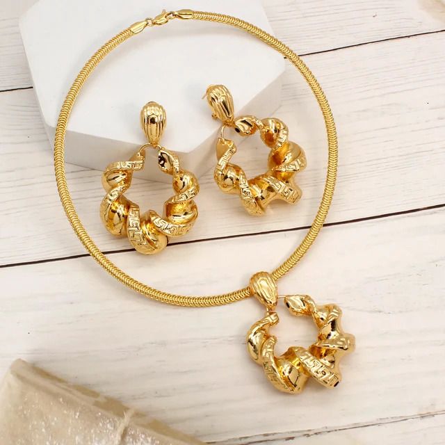 290 Choker-Goldで