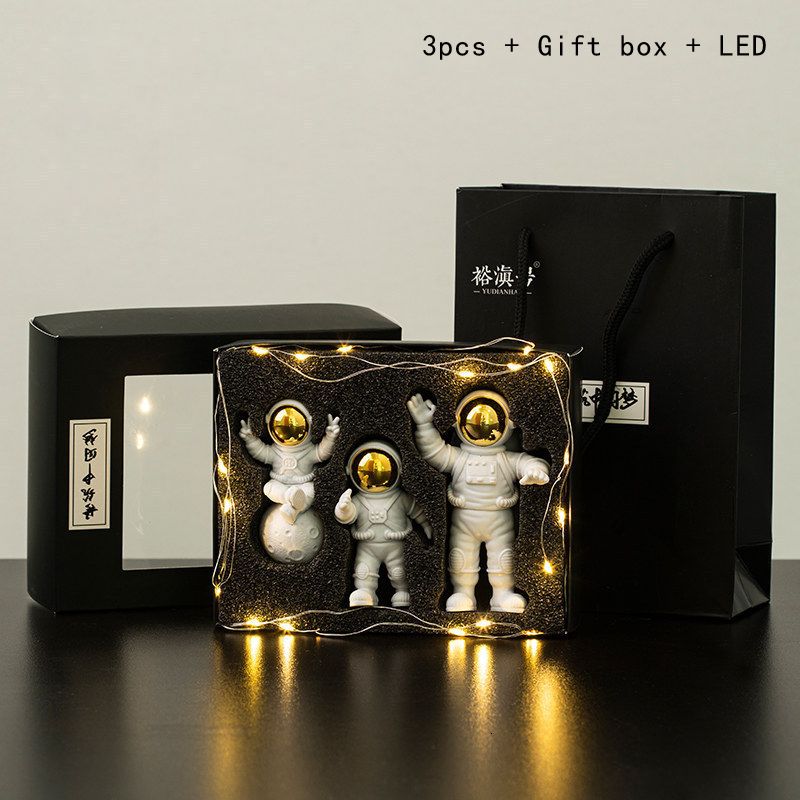 Złote LED z pudełka 3PC