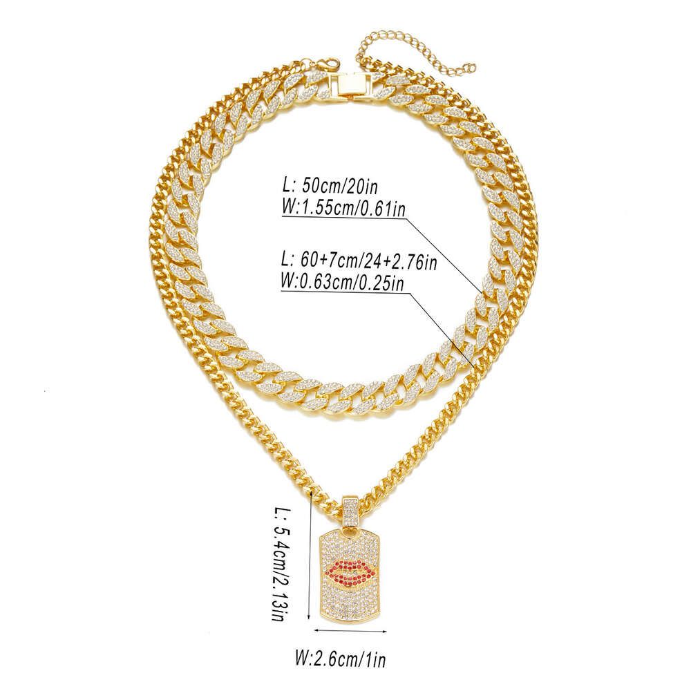 Golden Red Lips-Pendant Necklace Set