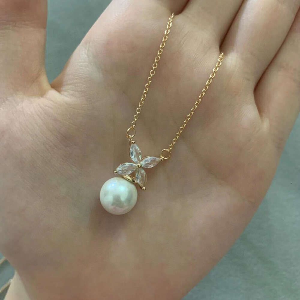 Golden Horse Eye Pearl Necklace