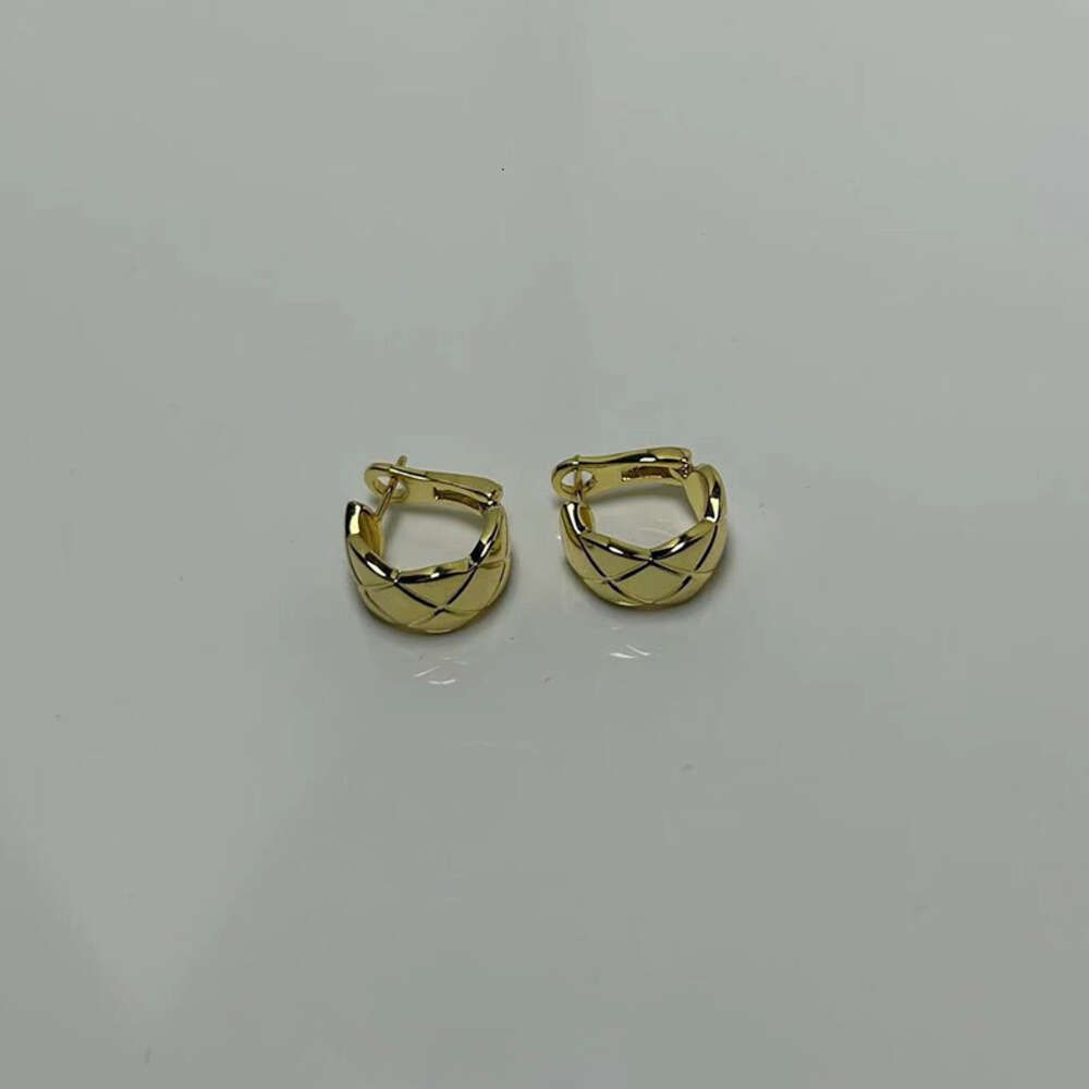 Boucles d'oreilles en or sans diamant