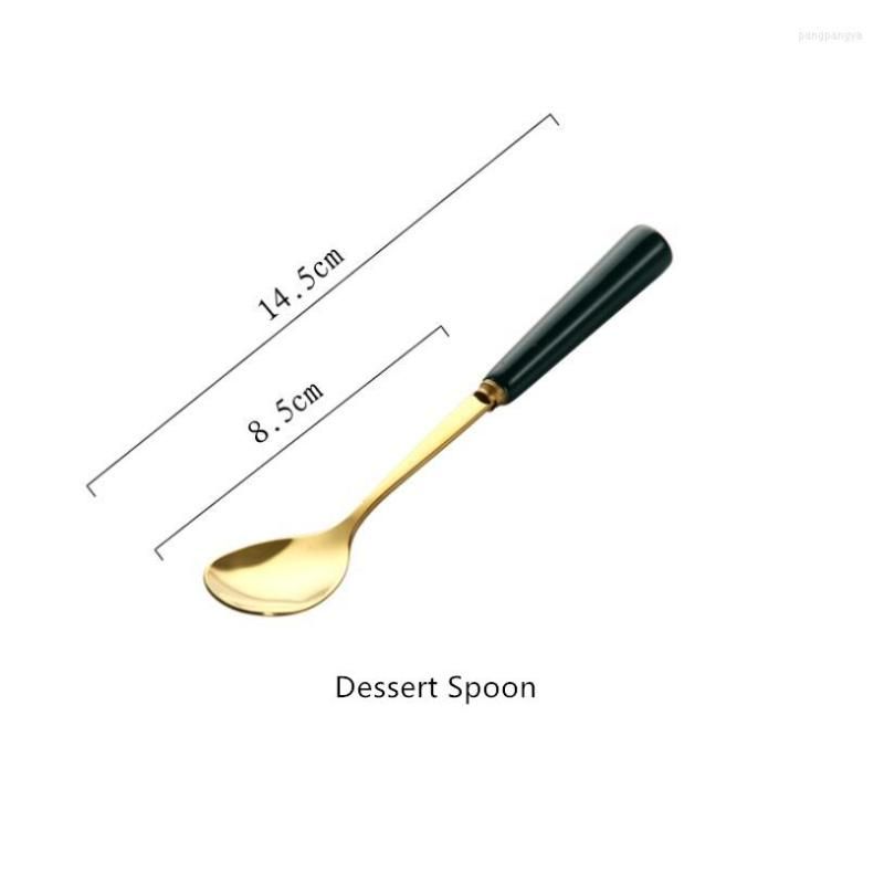 05 Spoon de dessert