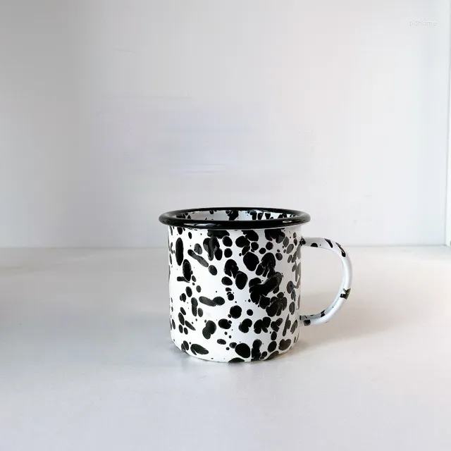 black mug