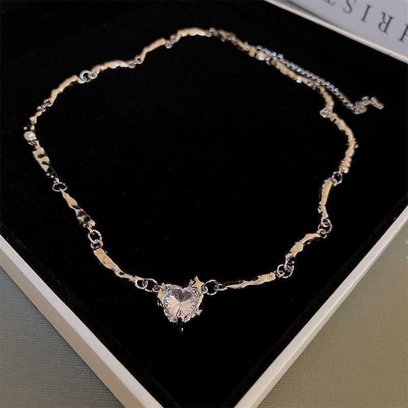 Necklace - Silver (silver Heart)