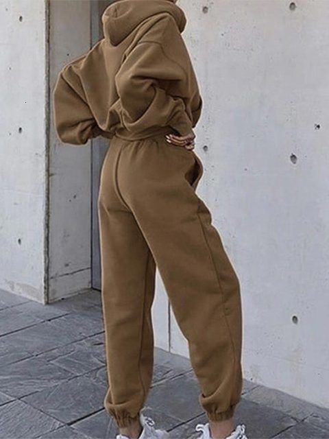 02 Khaki