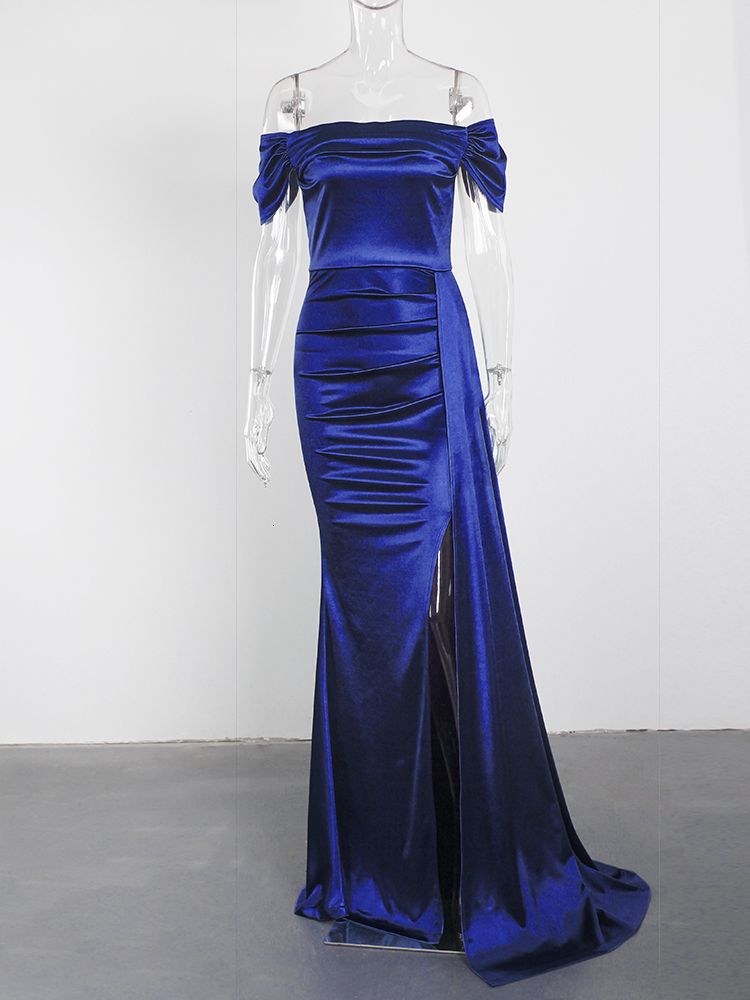 Blaues Kleid