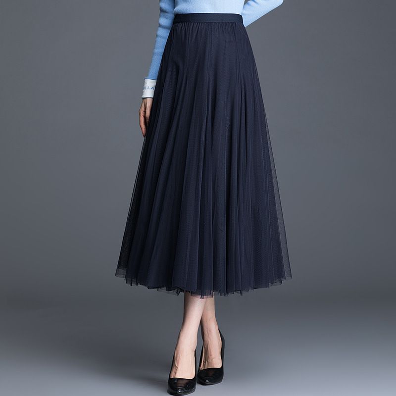 navy blue skirt