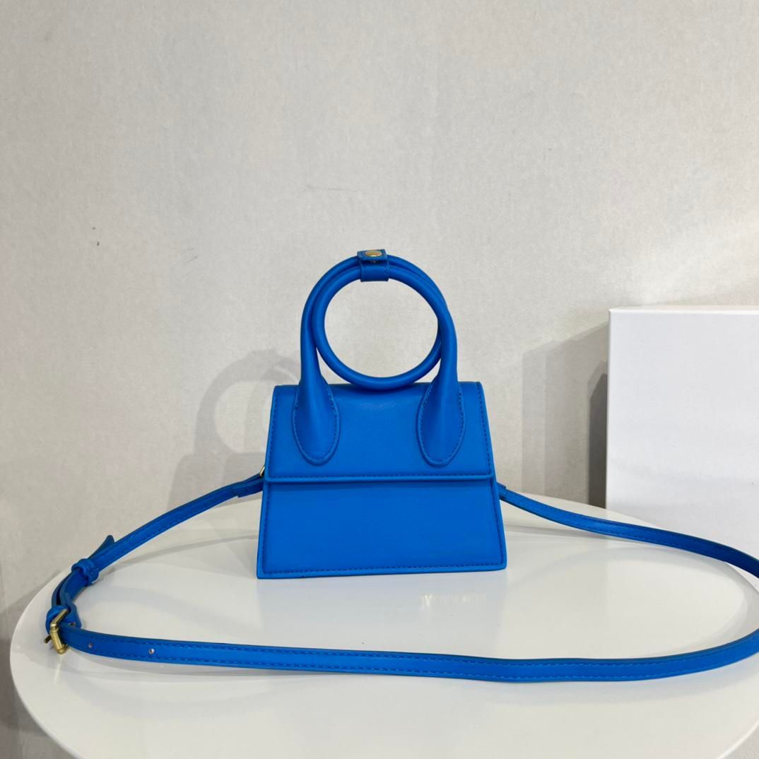 Blue 18cm