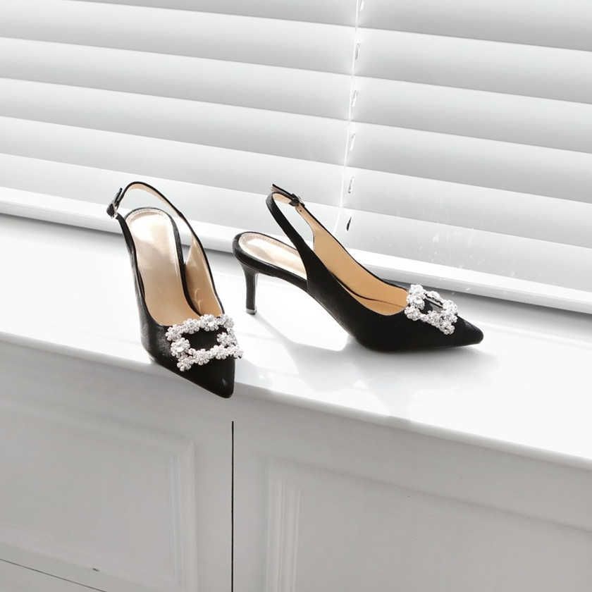 black 6cm heels