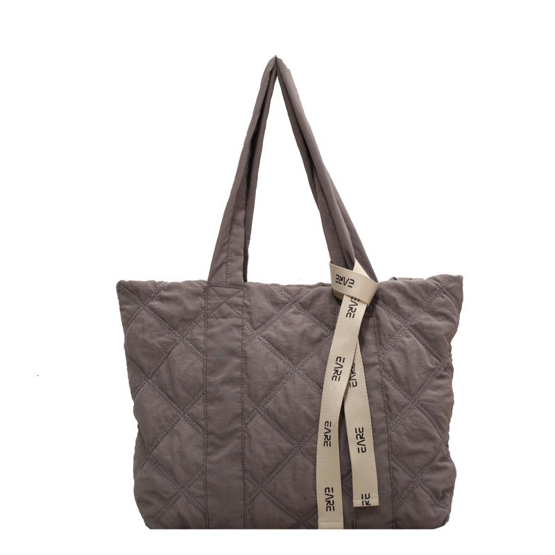 tote gray