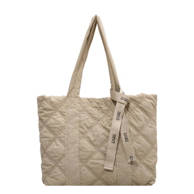 tote white