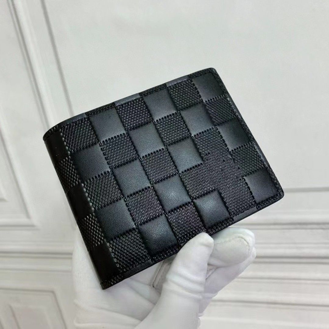 Damier en relief noir