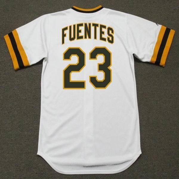 23 Tito Fuentes 1975 Beyaz