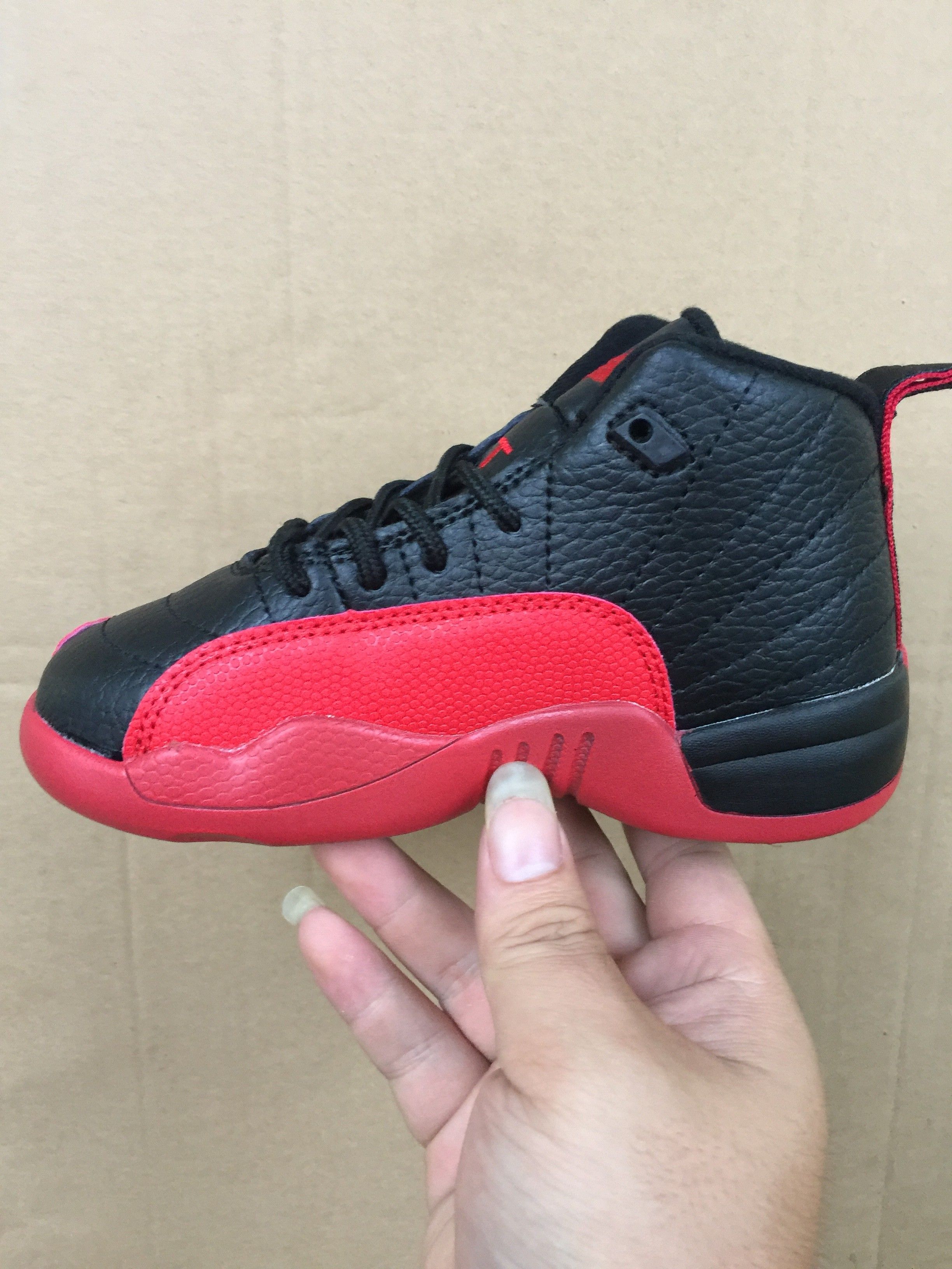 Kids top red 12s