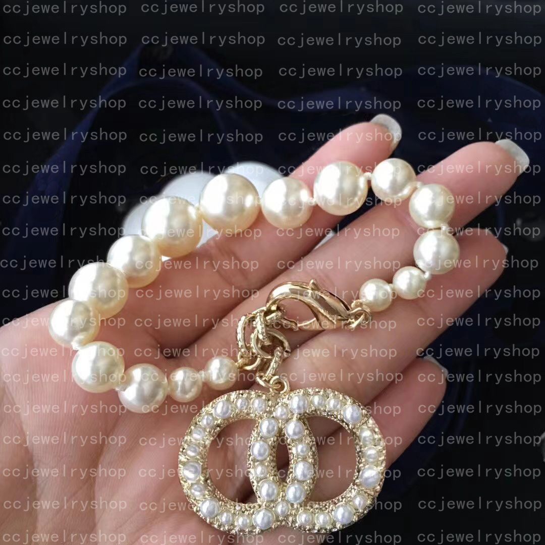 Pearl bracelet