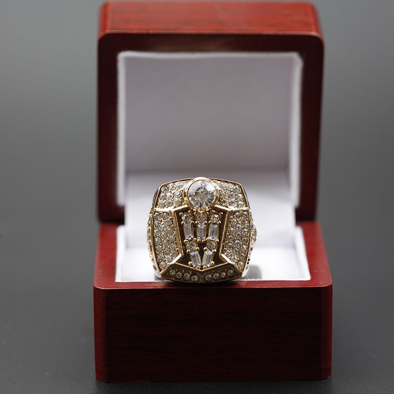 1pc 1998 Anno Ring with Box insieme