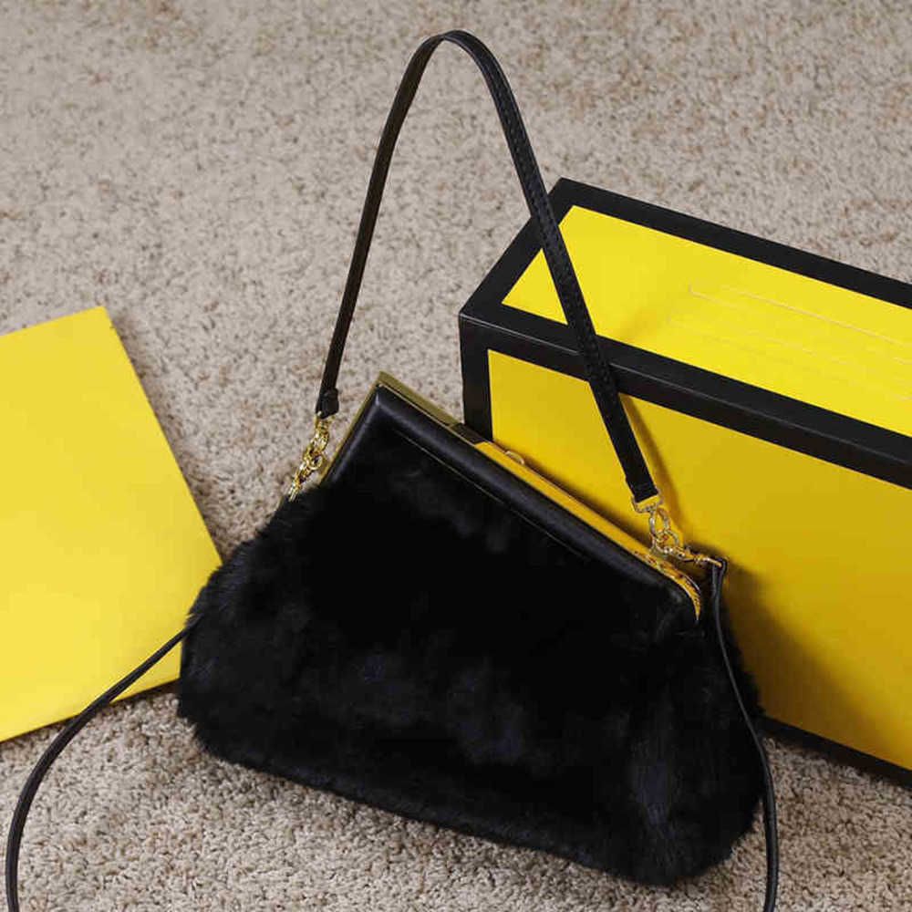 Bolsos de hombro Totes NUEVO BOLSO DE MODA BOLMOS DEL DISE￑ADORES Mujeres peludas