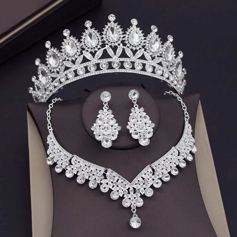 Silver Crown Set