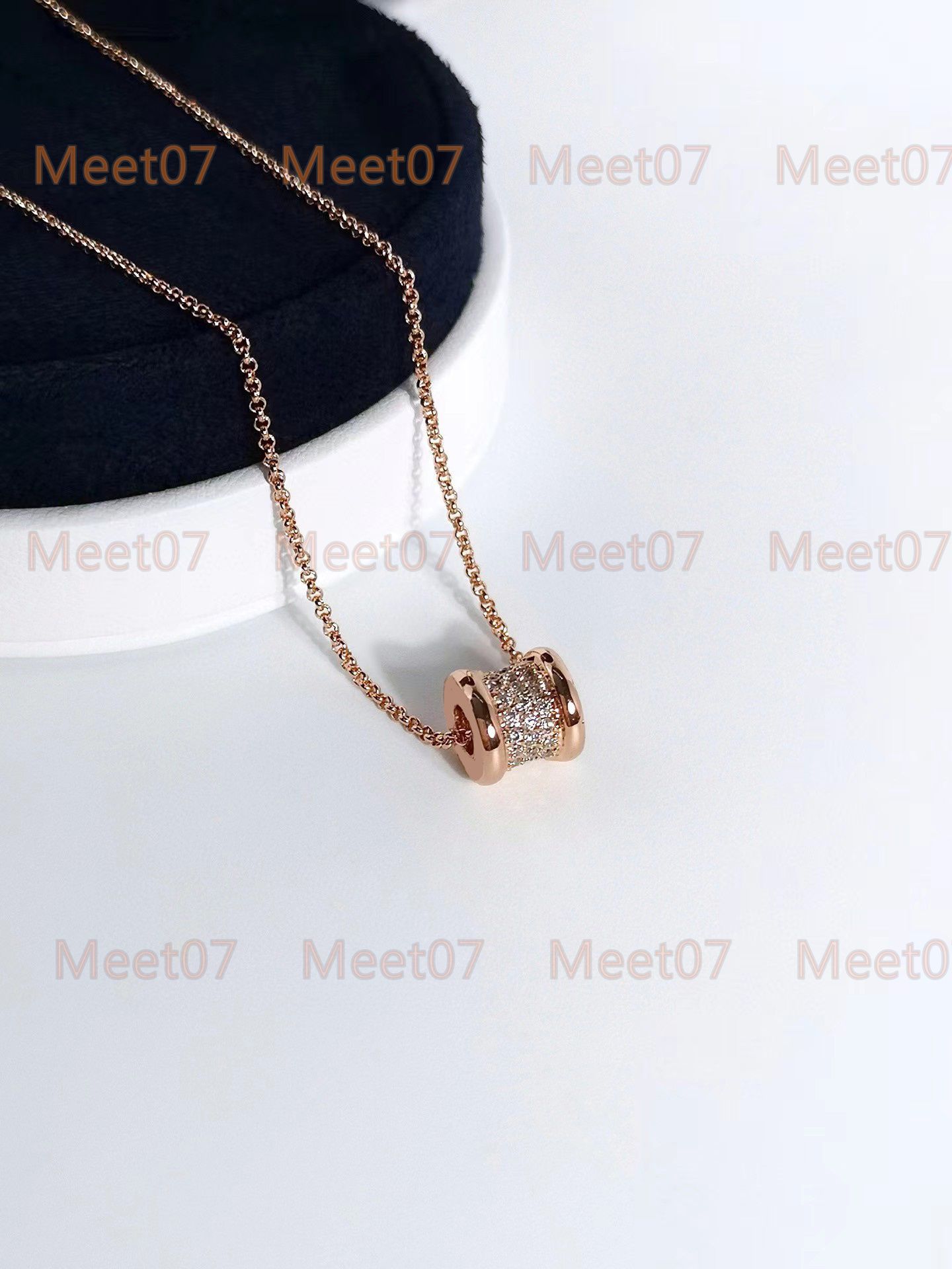 C3. Mini Rose Gold Taist