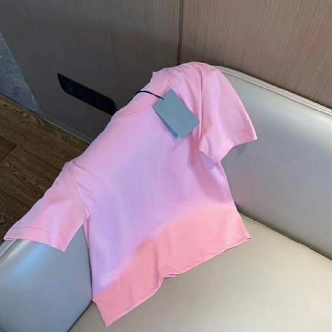 Pink1 (T-shirt)
