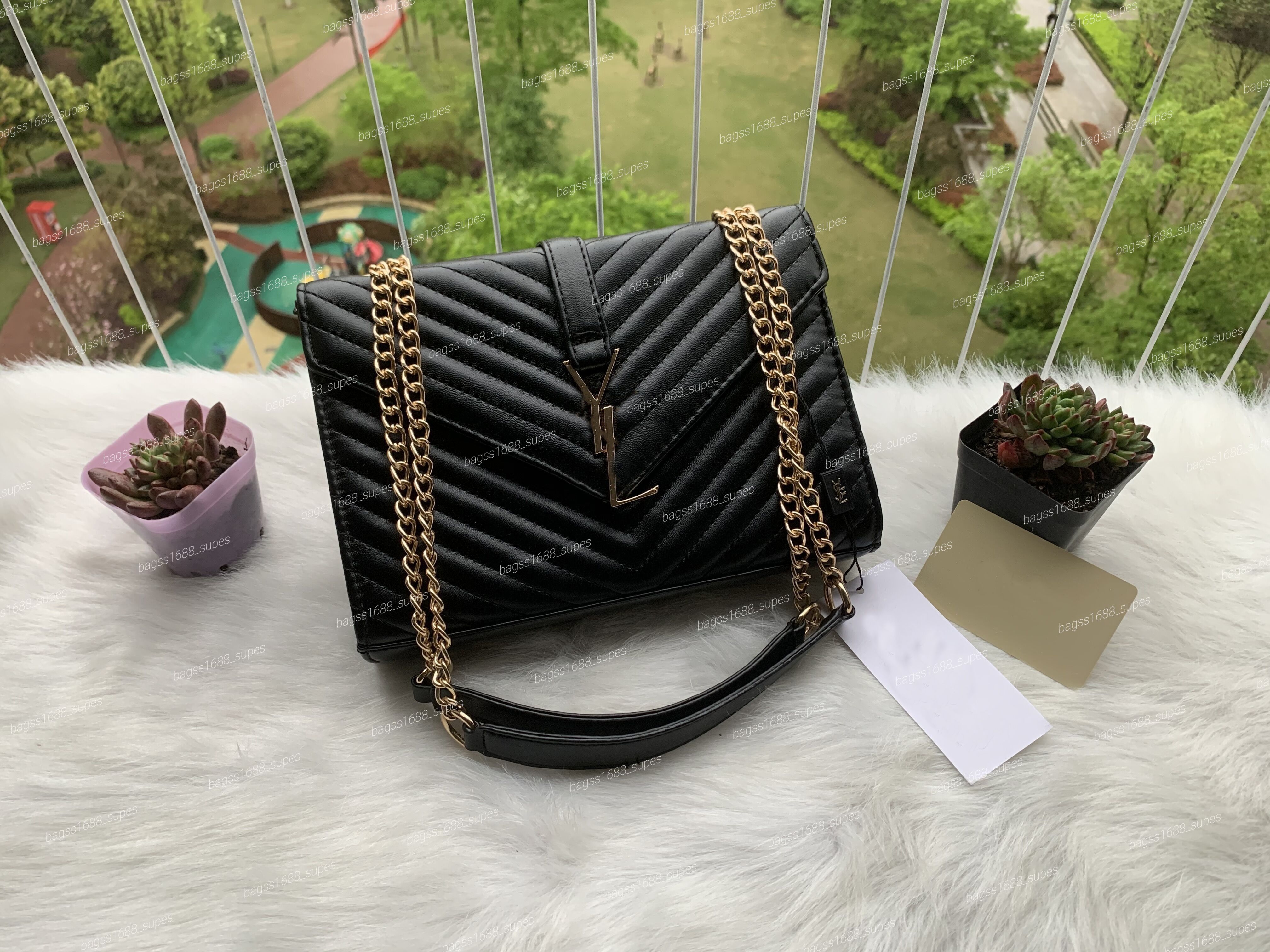 Petite Malle Fashion Leather - Handbags M22895