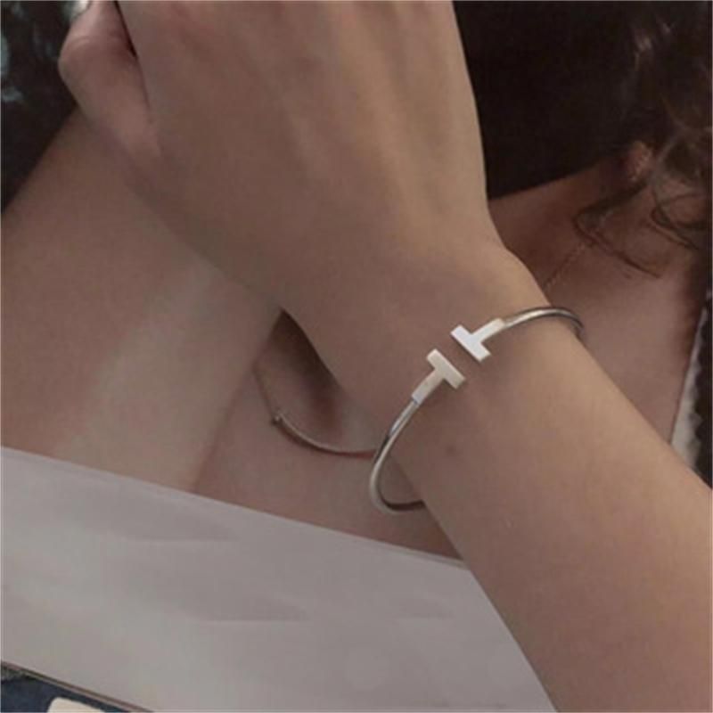 Dubbel t-armband i platina