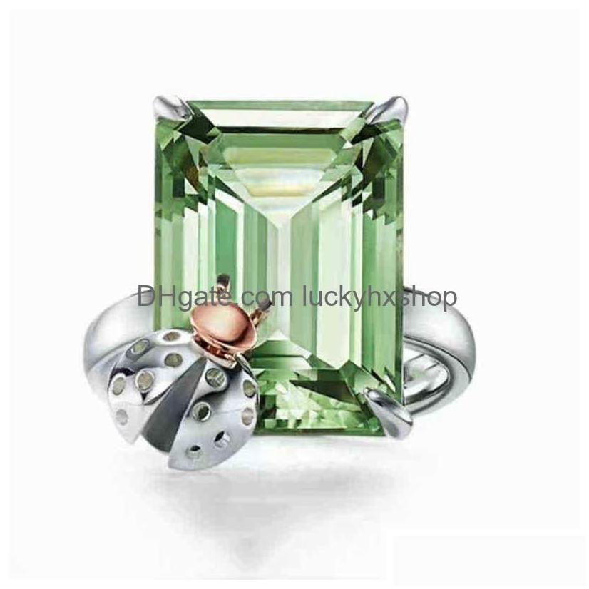 Ring Emerald.