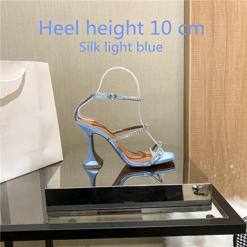 satin bleu clair 10cm