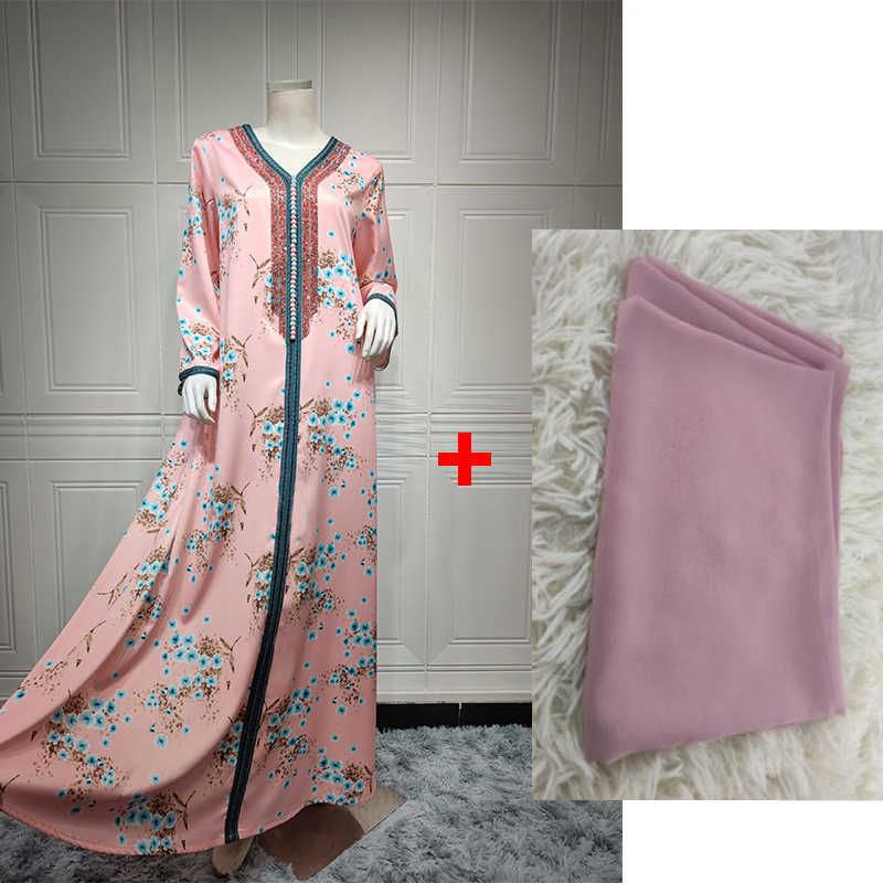 Robe et foulard-l