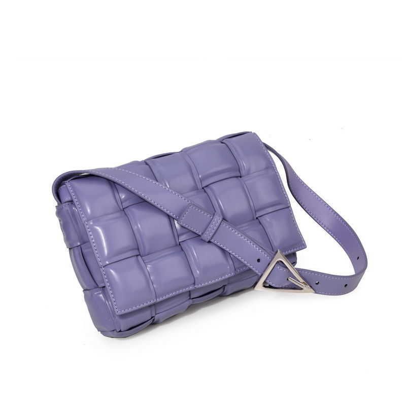 Coussin violet 23 cm-s