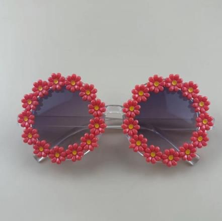 #7 Daisy Girls Sunglasses