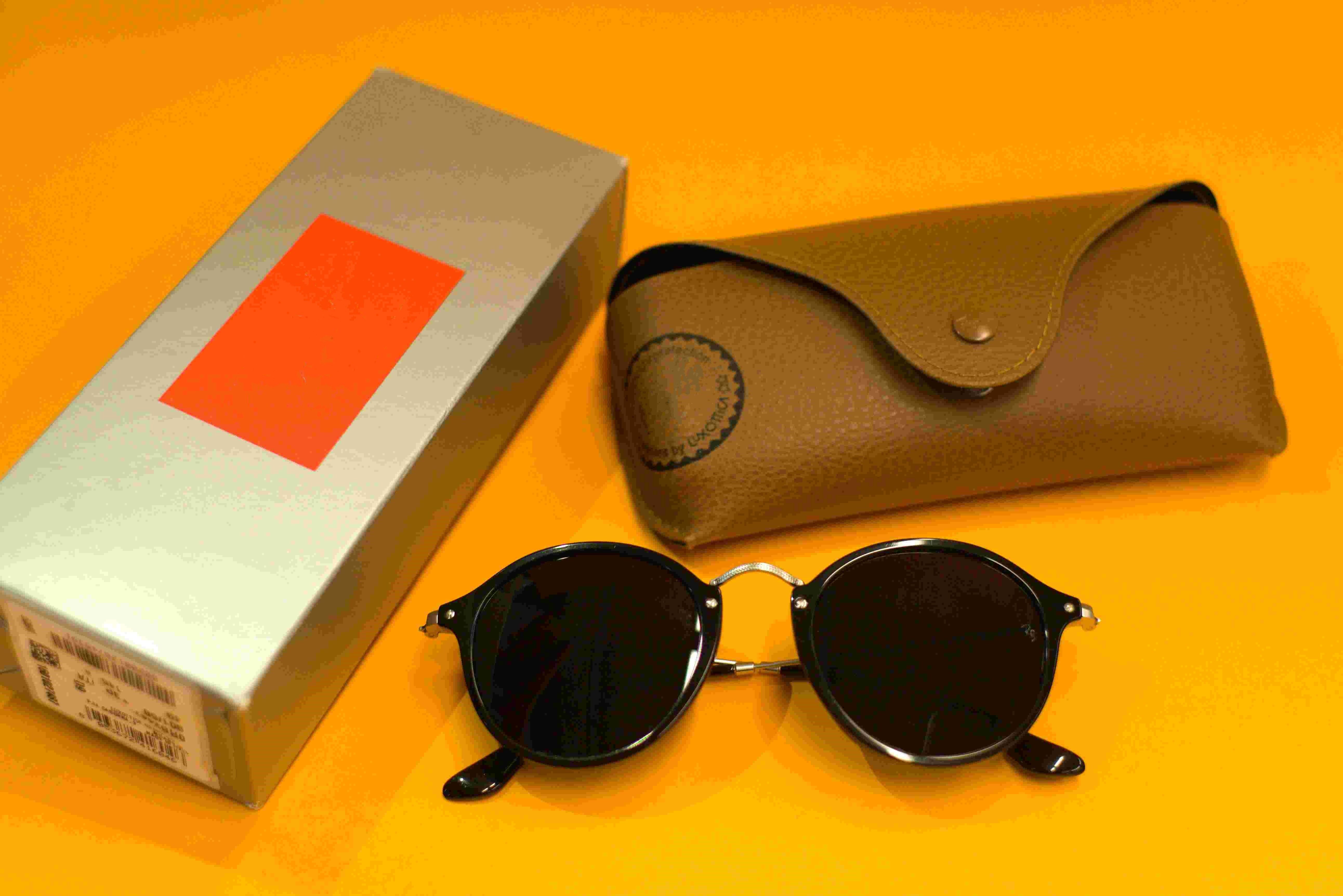 With Sunglass Box