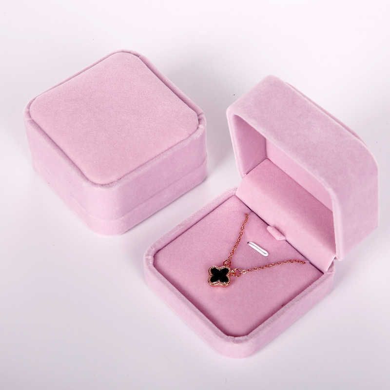 Liten Pendant Box 7x7x4cm