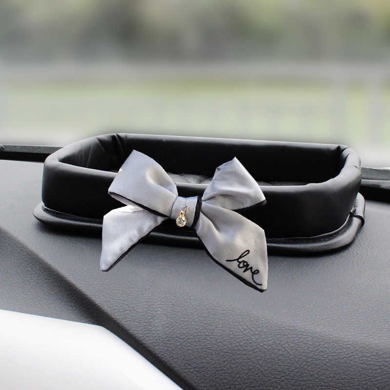 Diamond Grey Bow