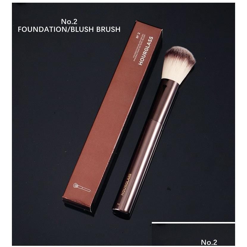 N ° 2 Blush Brush