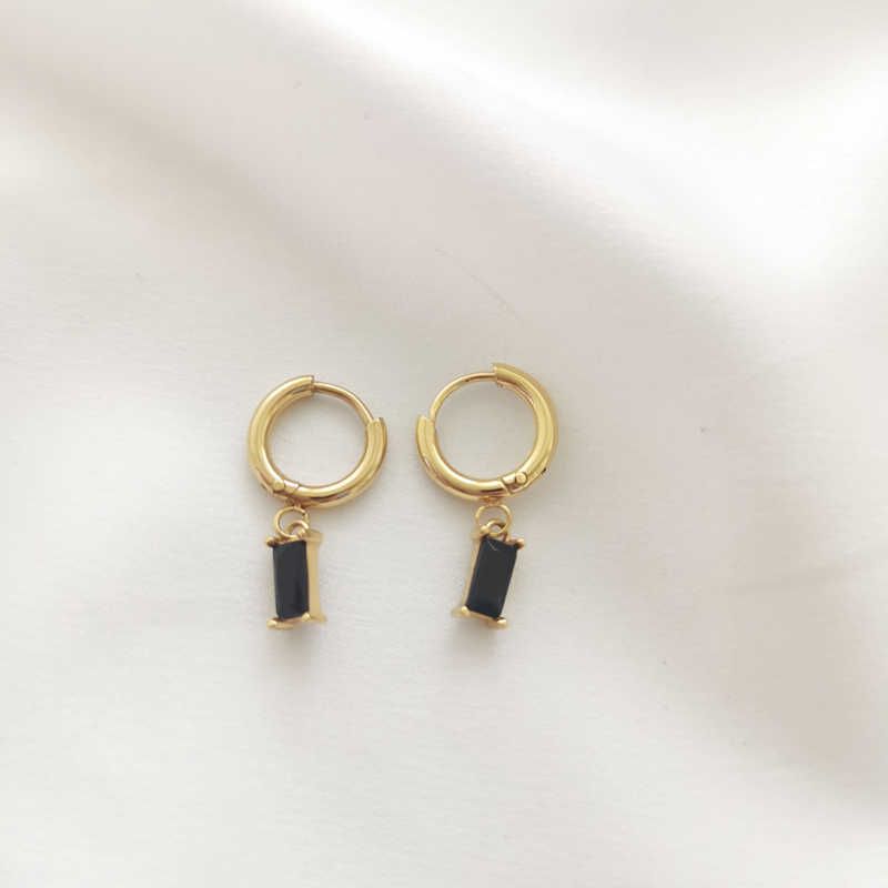 Black Earrings(small)