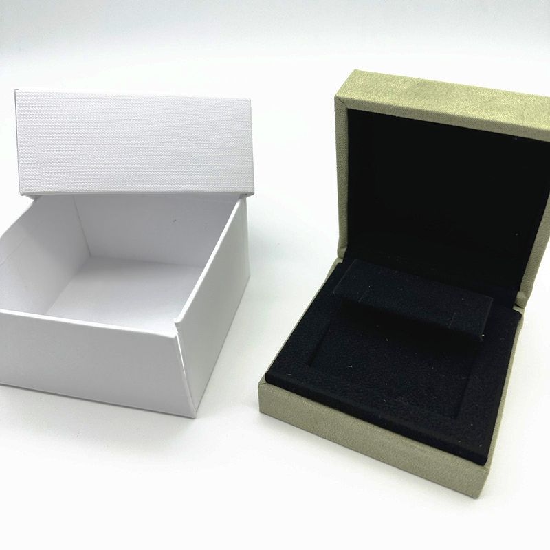 Original Earrin Box